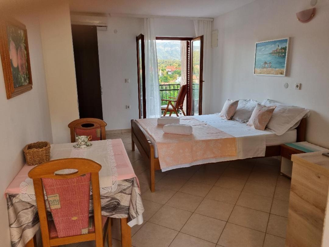 Villa Agava Vrboska Eksteriør billede
